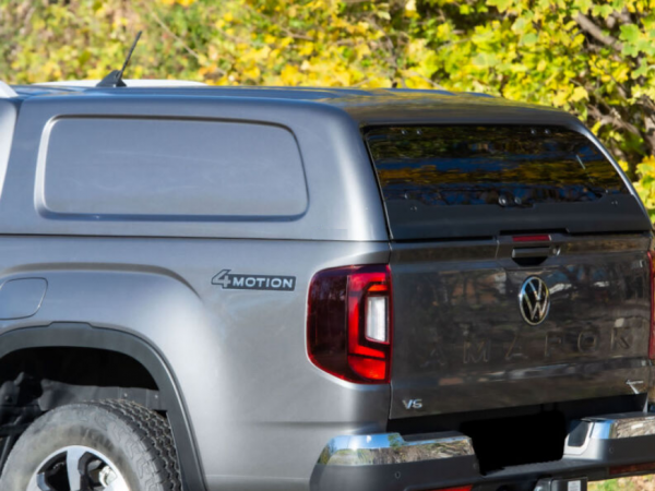 Hardtop ohne Seitenscheiben, in Wagenfarbe lackiert, kabinenhoch, für VW Amarok Doppelkabiner, Modell 2023